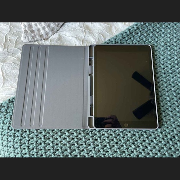 Apple iPad Air 10.9” & 11” iPad Pro with Stylus Holder Folio Case- heyday - Picture 5 of 5